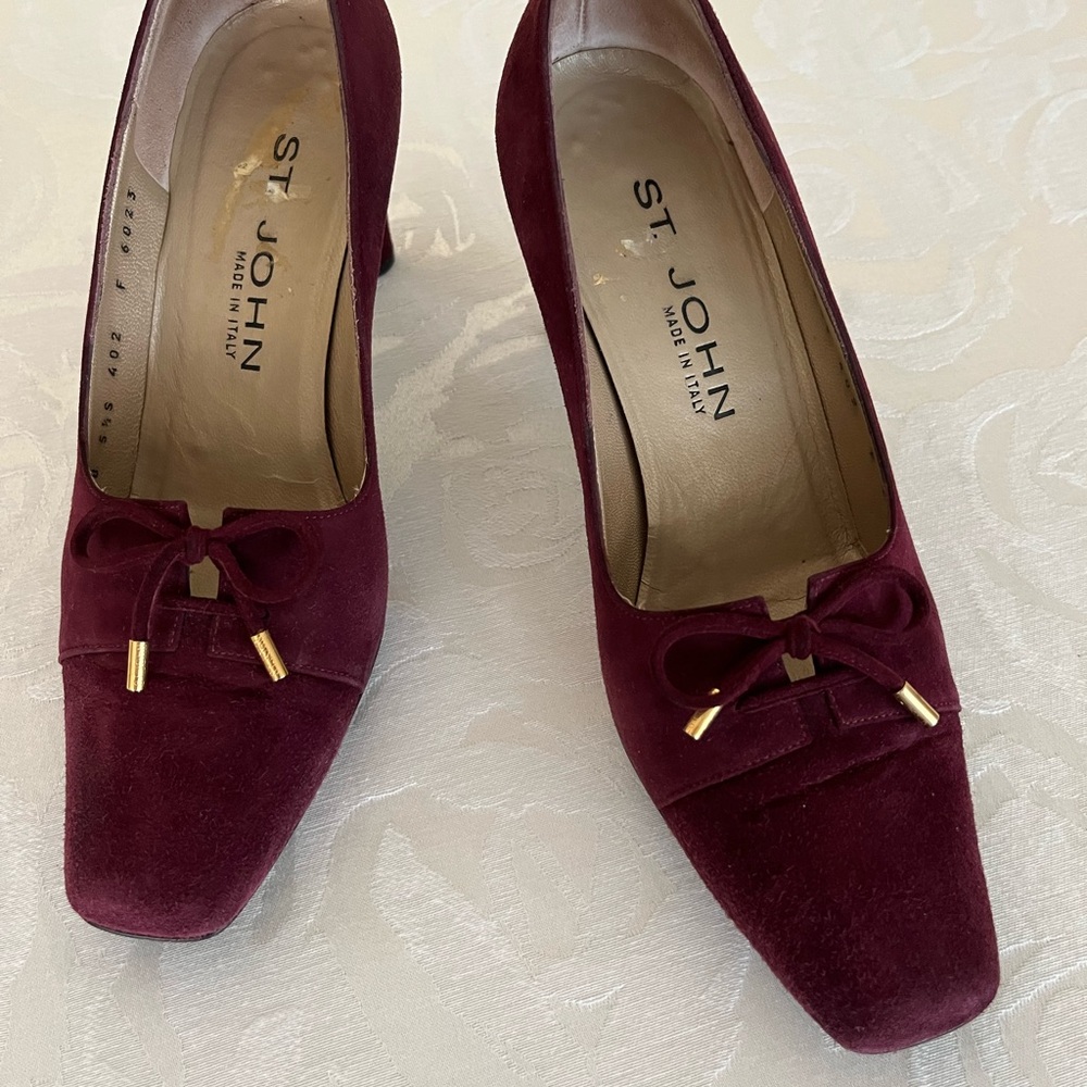 St. John Plum Suede Heels with Bow